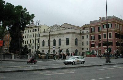 30 Dicembre 2000 - largo argentina 02