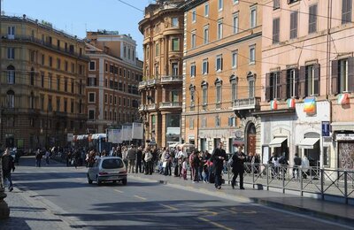 17 Aprile 2011 - 04 - Largo Arenula