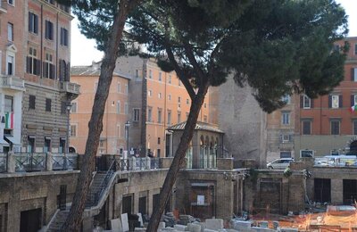 17 Aprile 2011 - 06 - Area Archeologica