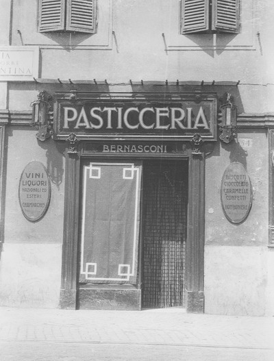 Ingresso del negozio storico